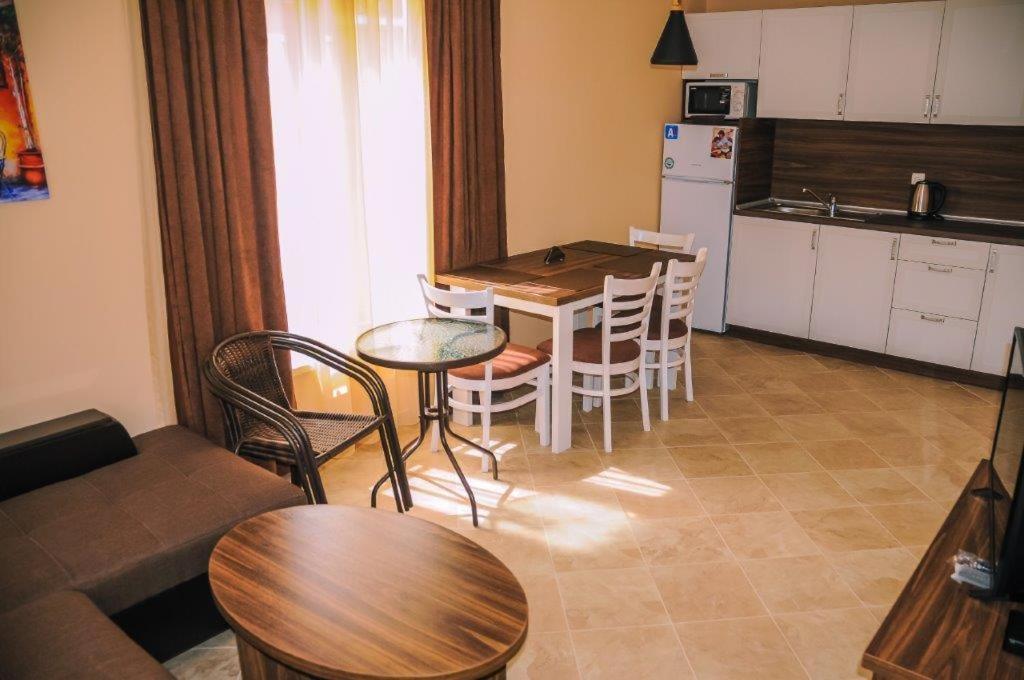 Apartments In Rif 3 Равда Экстерьер фото